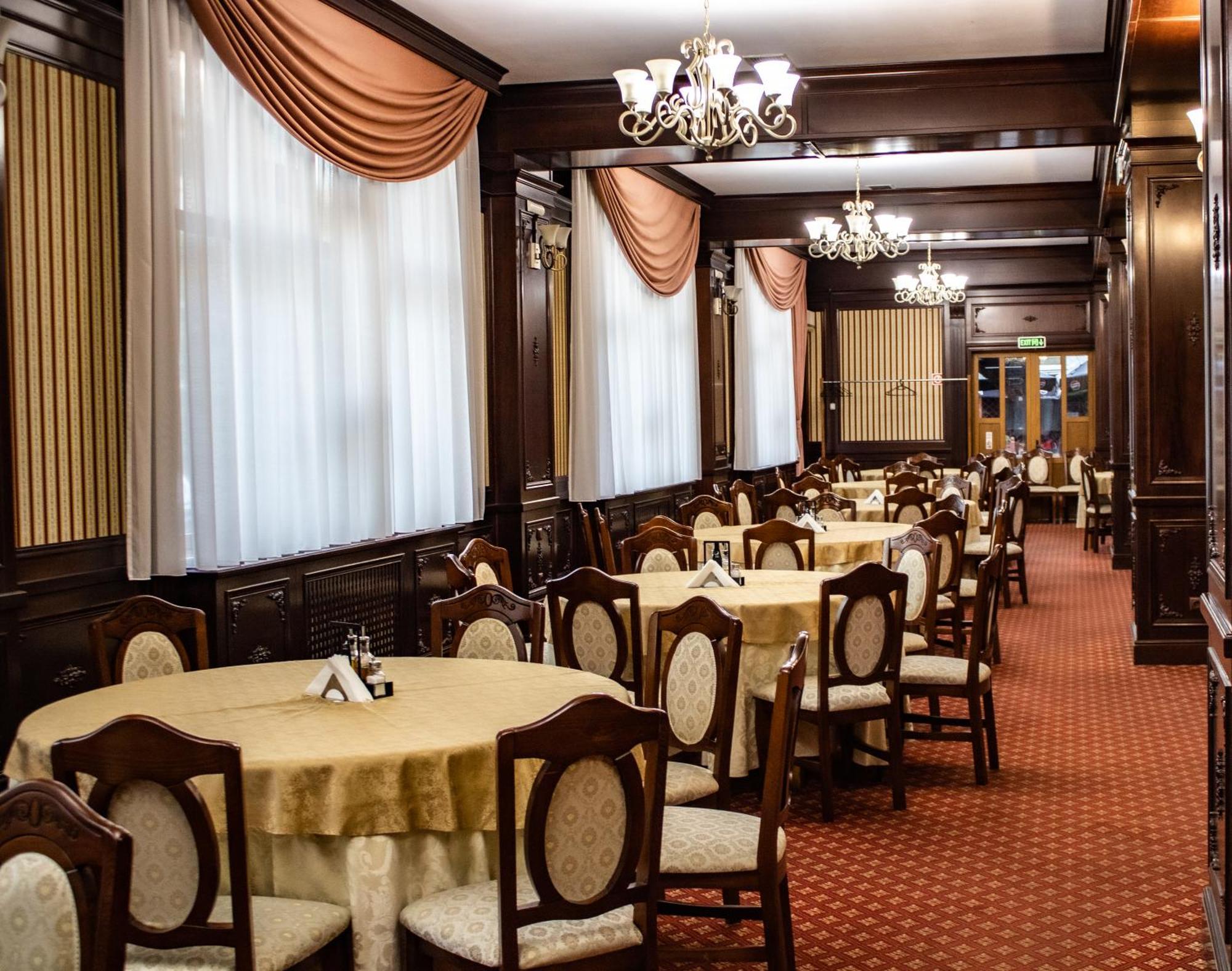 Hotel Rebis Brăila Esterno foto