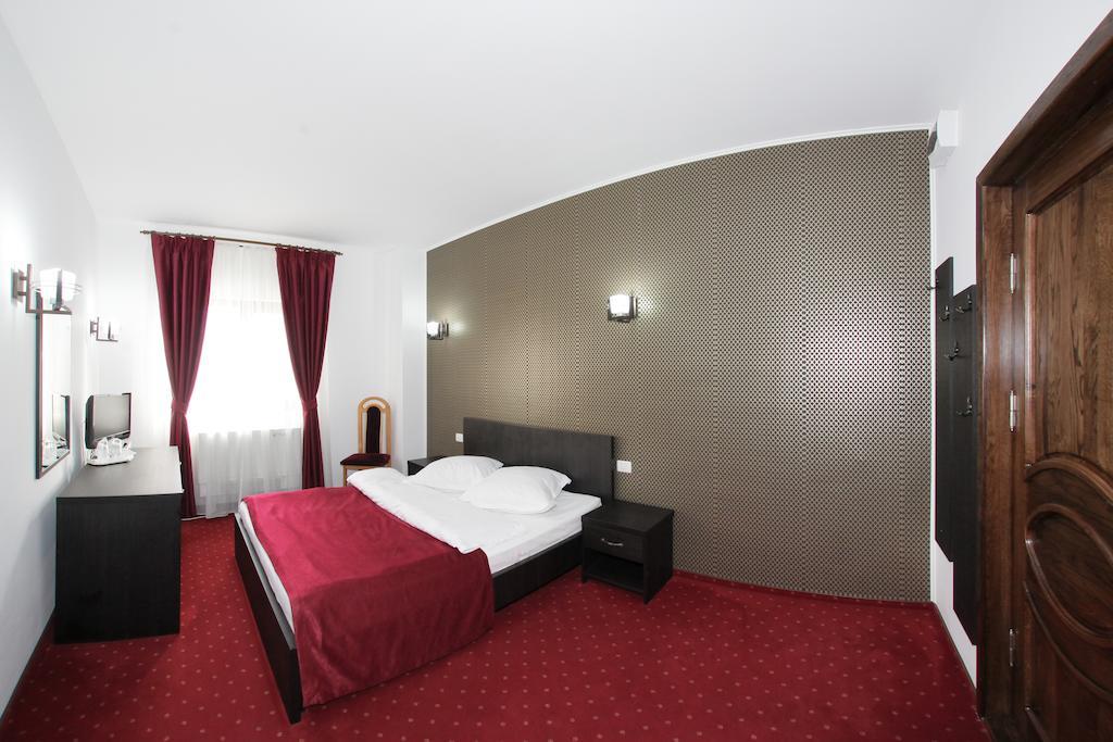 Hotel Rebis Brăila Camera foto